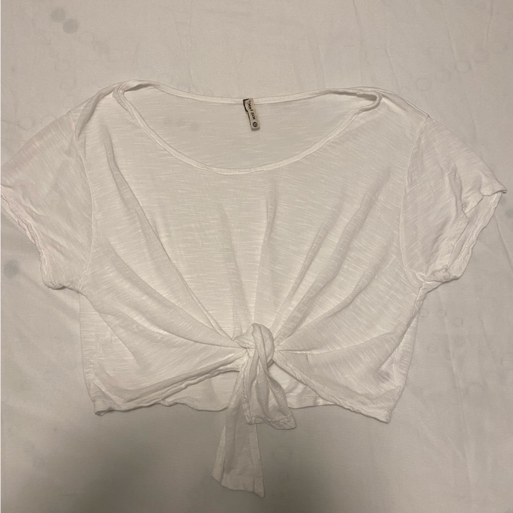 Cropped white tie t-shirt, size x-small